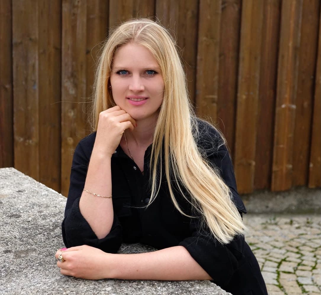 Raphaela Höfner, Autorin aus Rosenheim